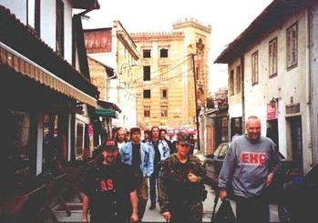 Sarajevo - im Hintergrund die alte Stadtbibliothek
